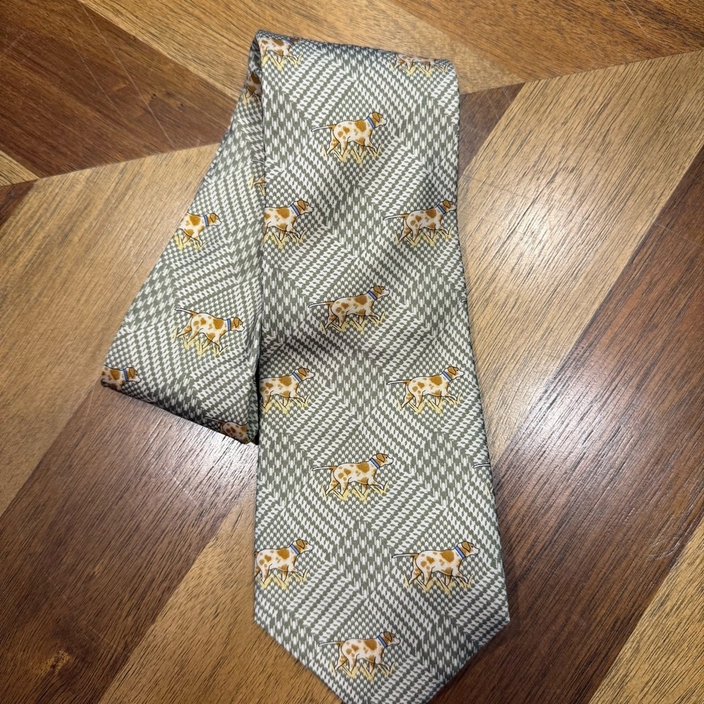 Kountz & Rider Silk Tie with Hunting Dog Design